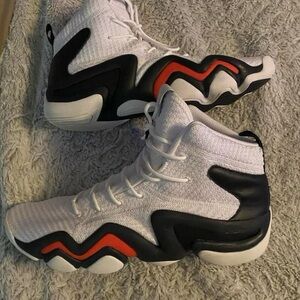 Adidas Kobe’s white and red trainers Crazy 8 Adidas ADV/97-17.